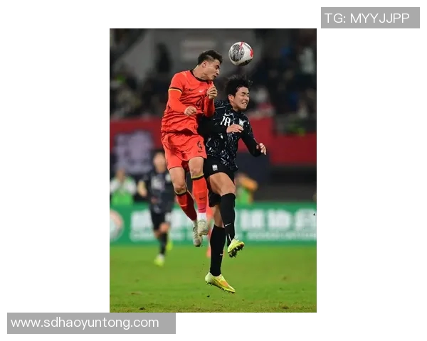 中国足球明星联赛盛况空前球迷热情高涨见证传奇对决与精彩瞬间 中国足球明星联赛盛况空前球迷热情高涨见证传奇对决与精彩瞬间