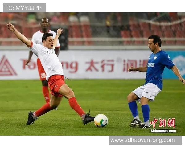 当今足球界的先锋明星球员盘点与他们的传奇故事