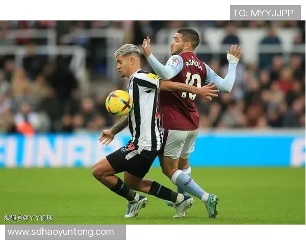 足球明星扫雷背后的故事与挑战揭秘，谁能在绿茵场外赢得胜利