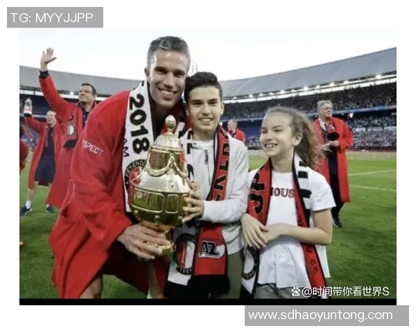 探寻名字中带有尔多的足球明星及其辉煌成就与传奇故事